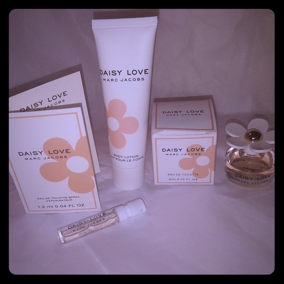 marc jacobs daisy love 30ml